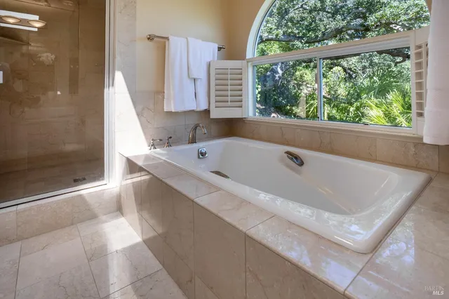 $2,295,000 | 2901 Las Gallinas Avenue, San Rafael, CA 94903