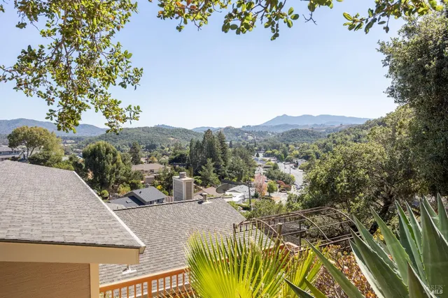 $2,295,000 | 2901 Las Gallinas Avenue, San Rafael, CA 94903