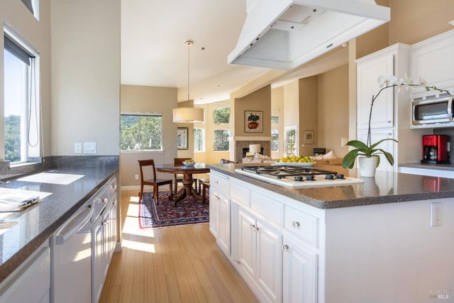$2,295,000 | 2901 Las Gallinas Avenue, San Rafael, CA 94903