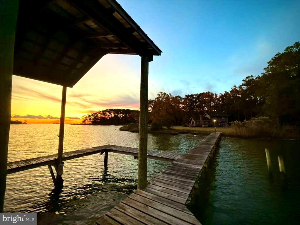 310 Brush Neck Road Susan, VA 23163 - Photo 44 of 66 a view of ocean from a balcony