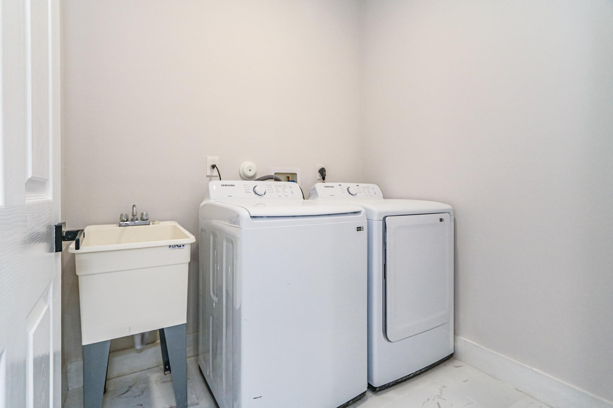 22808 Southwest 89th Path Cutler Bay, FL 33190 - Photo 17 of 40 Photo 17