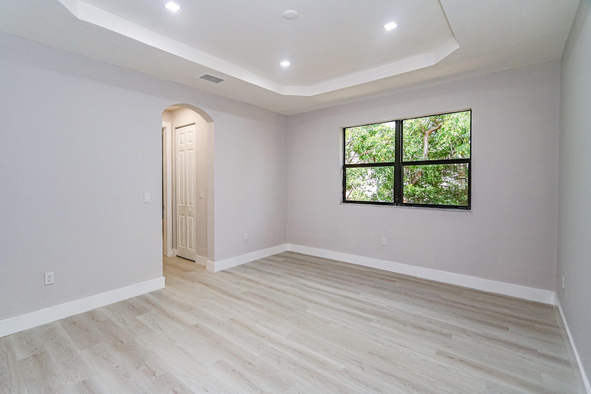 22808 Southwest 89th Path Cutler Bay, FL 33190 - Photo 18 of 40 Photo 18