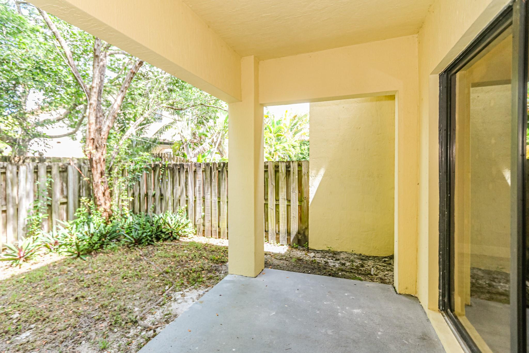 22808 Southwest 89th Path Cutler Bay, FL 33190 - Photo 34 of 40 Photo 34