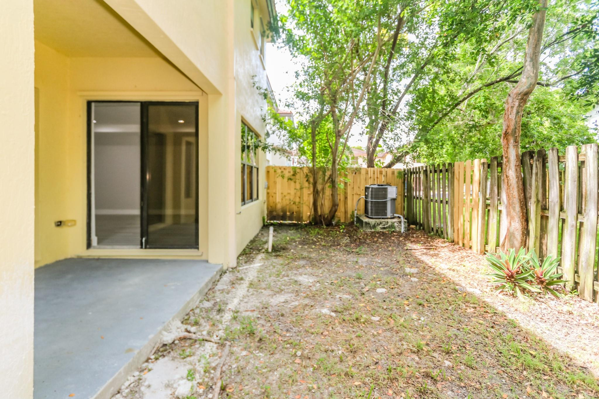 22808 Southwest 89th Path Cutler Bay, FL 33190 - Photo 35 of 40 Photo 35