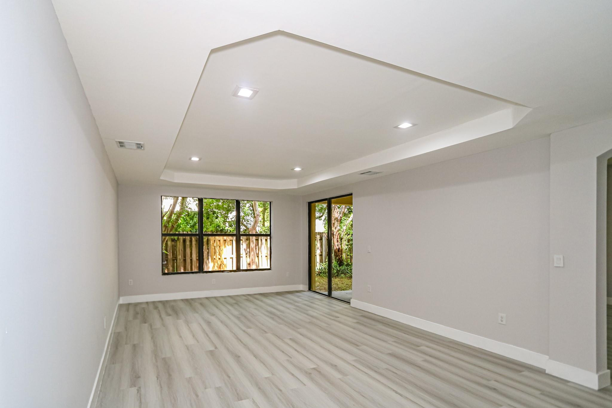 22808 Southwest 89th Path Cutler Bay, FL 33190 - Photo 6 of 40 Photo 6