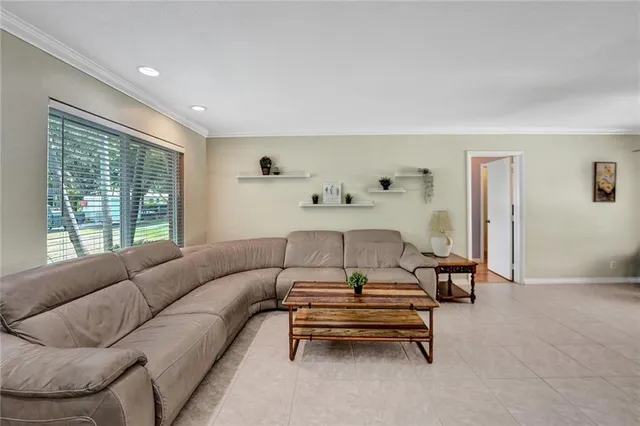 $4,000 | 5760 Southwest 7th Street, Plantation, FL 33317