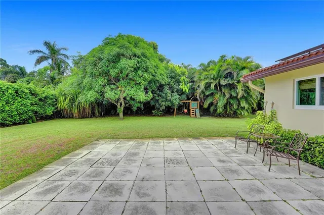 $4,000 | 5760 Southwest 7th Street, Plantation, FL 33317