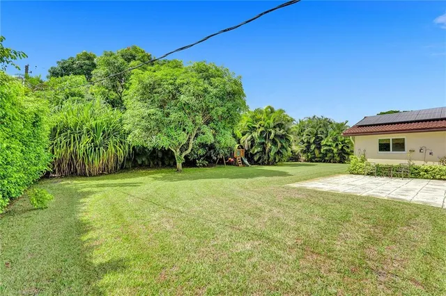 $4,000 | 5760 Southwest 7th Street, Plantation, FL 33317