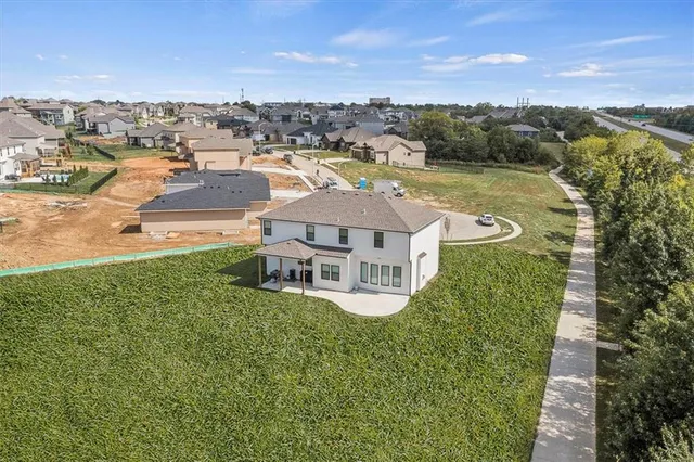 $650,000 | 8320 Northwest 89th Terrace, Kansas City, MO 64153