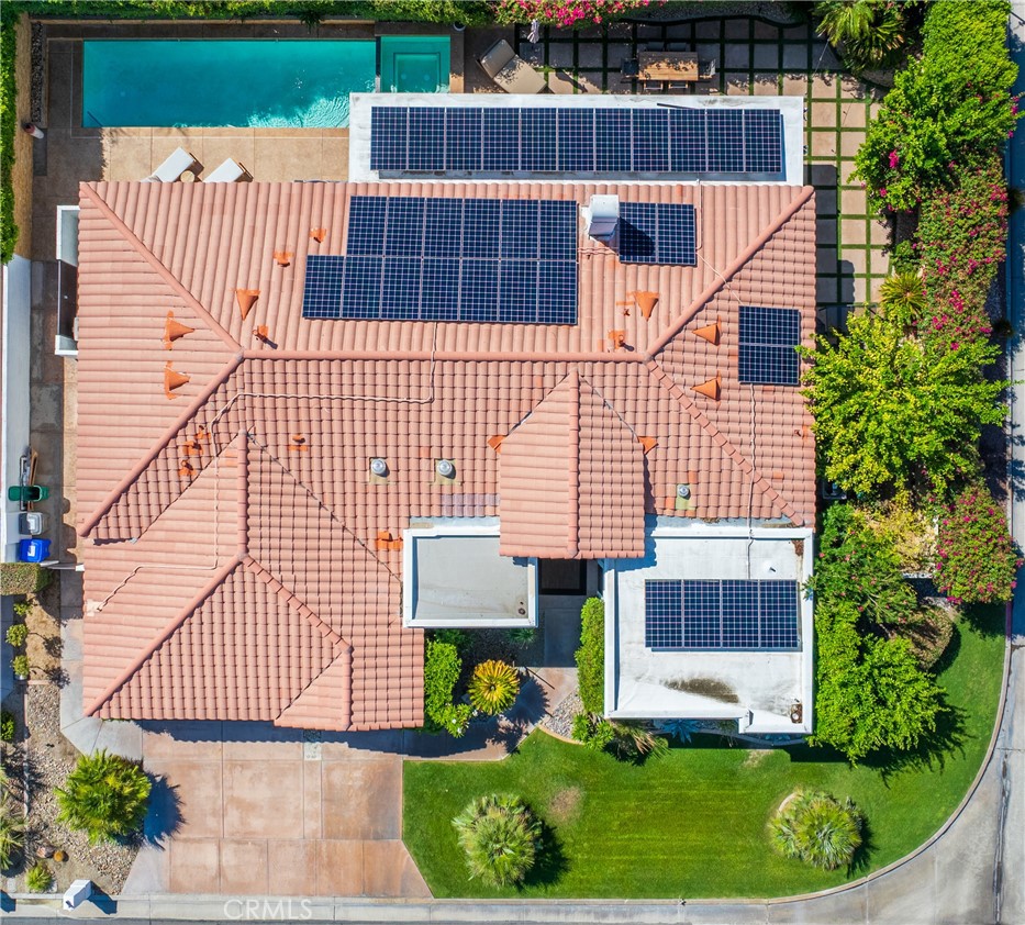 76931 Tomahawk Run Indian Wells, CA 92210 - Photo 22 of 29 aerial photo of the home