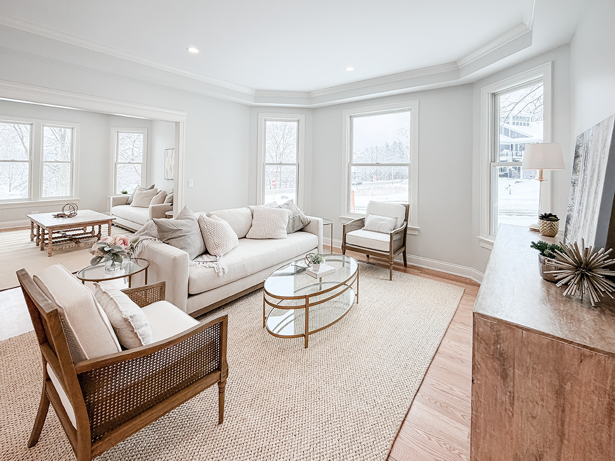 885 Geneva Road St. Charles, IL 60174 - Photo 25 of 62 a living room with furniture a flat screen tv and a large window