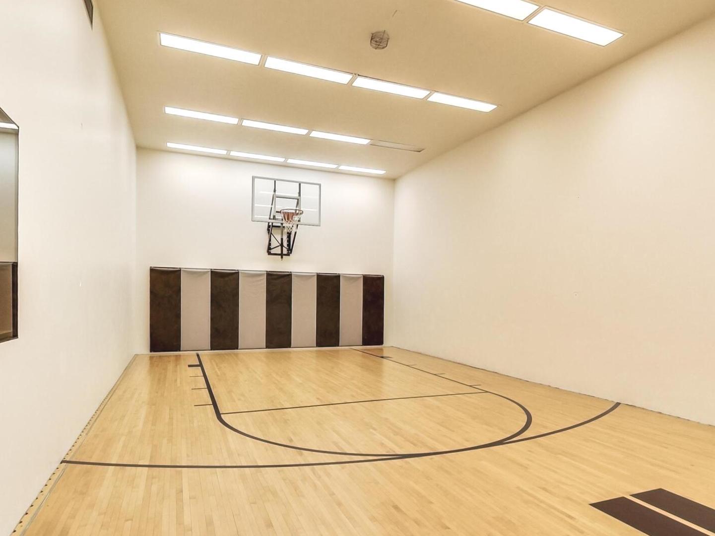 400 East Randolph Street, Unit 2330 Chicago, IL 60601 - Photo 17 of 25