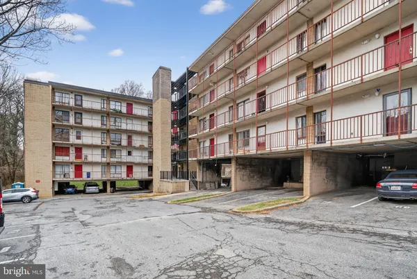 $149,000 | 3301 Hewitt Avenue, Unit 403, Silver Spring, MD 20906