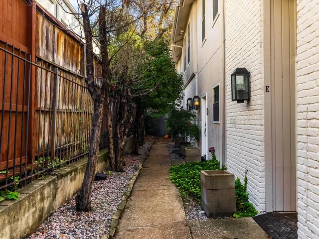 $410,000 | 4110 Travis Street, Unit E, Dallas, TX 75204