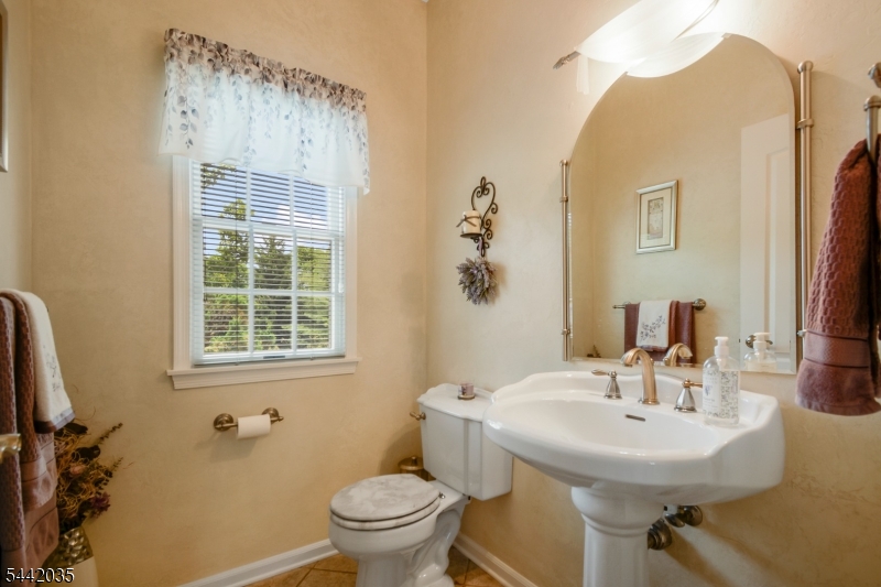 23 Deer Path Hillsborough, NJ 08844 - Photo 20 of 37
