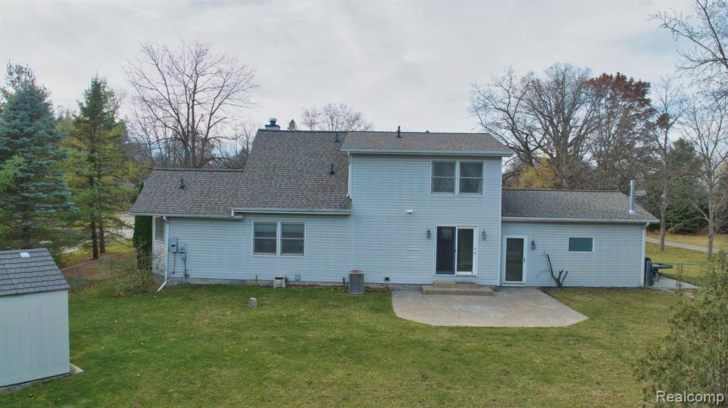 3089 East Maple Road Wixom, MI 48393 - Photo 6 of 68