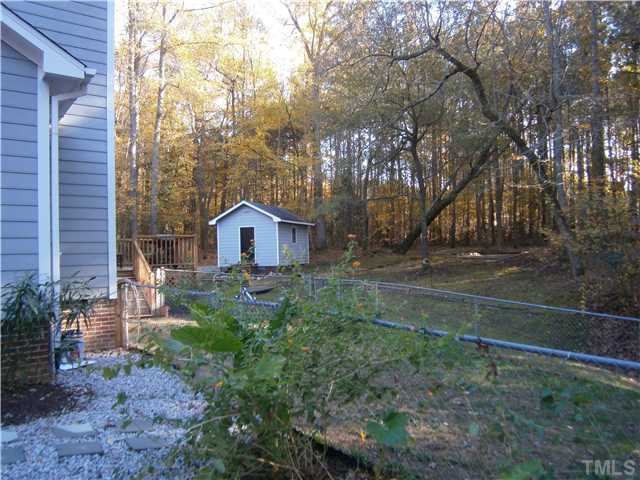 2124 Virginia Dare Place Raleigh, NC 27610 - Photo 4 of 25 Gallery Image 4