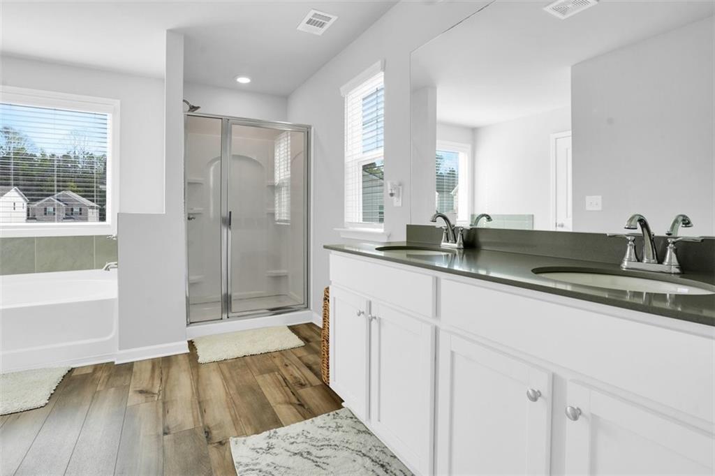 4730 Kyle Terrace Atlanta, GA 30349 - Photo 5 of 20