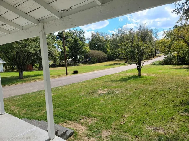 $160,000 | 400 West Washington Street, Clarksville, TX 75426