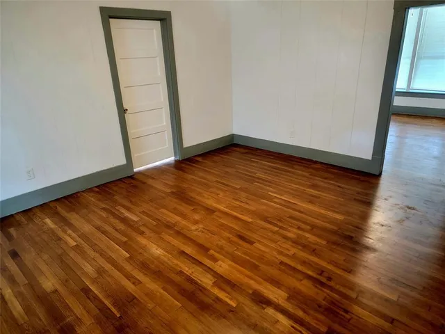 $160,000 | 400 West Washington Street, Clarksville, TX 75426