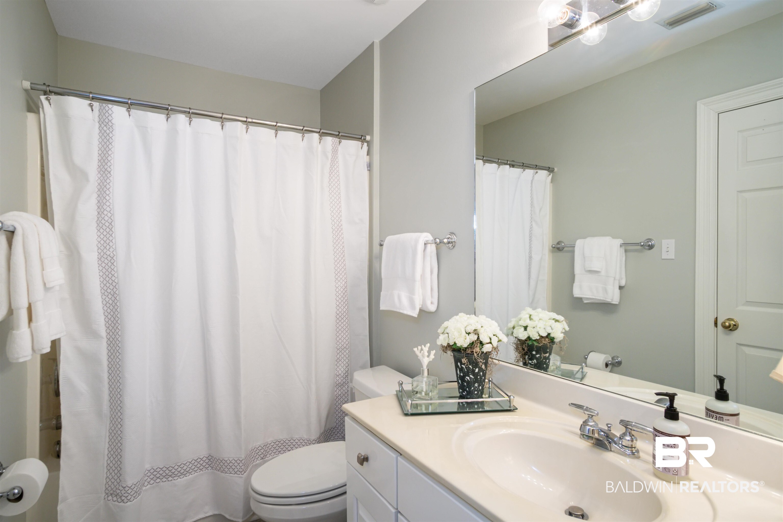12159 Strong Road Gulf Shores, AL 36542 - Photo 31 of 39