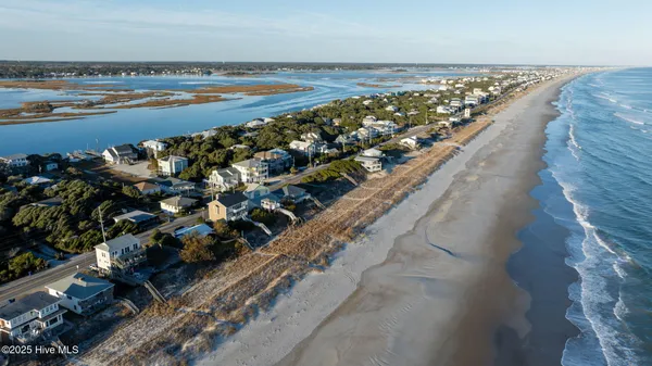 $1,850,000 | 308 North Anderson Boulevard, Topsail Beach, NC 28445