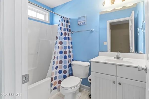 $1,850,000 | 308 North Anderson Boulevard, Topsail Beach, NC 28445