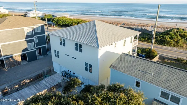 $1,850,000 | 308 North Anderson Boulevard, Topsail Beach, NC 28445