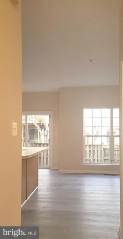 a view of livingroom with furniture