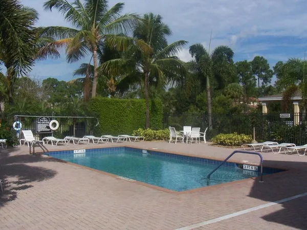 $2,500 | 1637 Southeast Pomeroy Street, Stuart, FL 34997