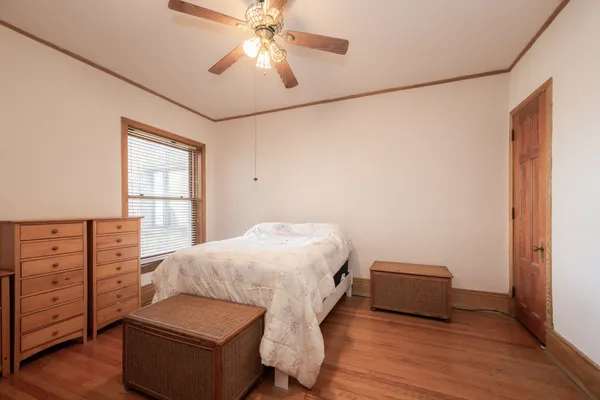 $390,000 | 1354 East 48th Street, Unit 2E, Chicago, IL 60615