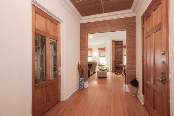 $390,000 | 1354 East 48th Street, Unit 2E, Chicago, IL 60615