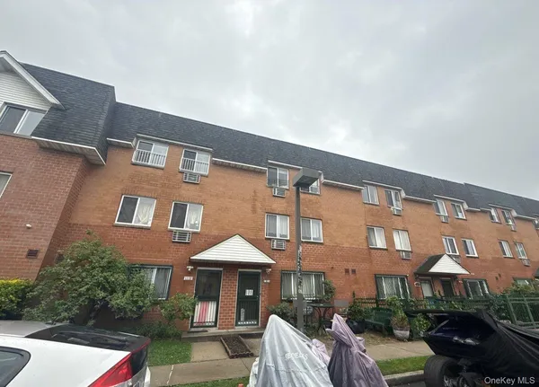 $1,420,000 | 13-16 33rd Avenue | Astoria