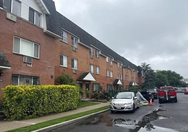 $1,420,000 | 13-16 33rd Avenue | Astoria