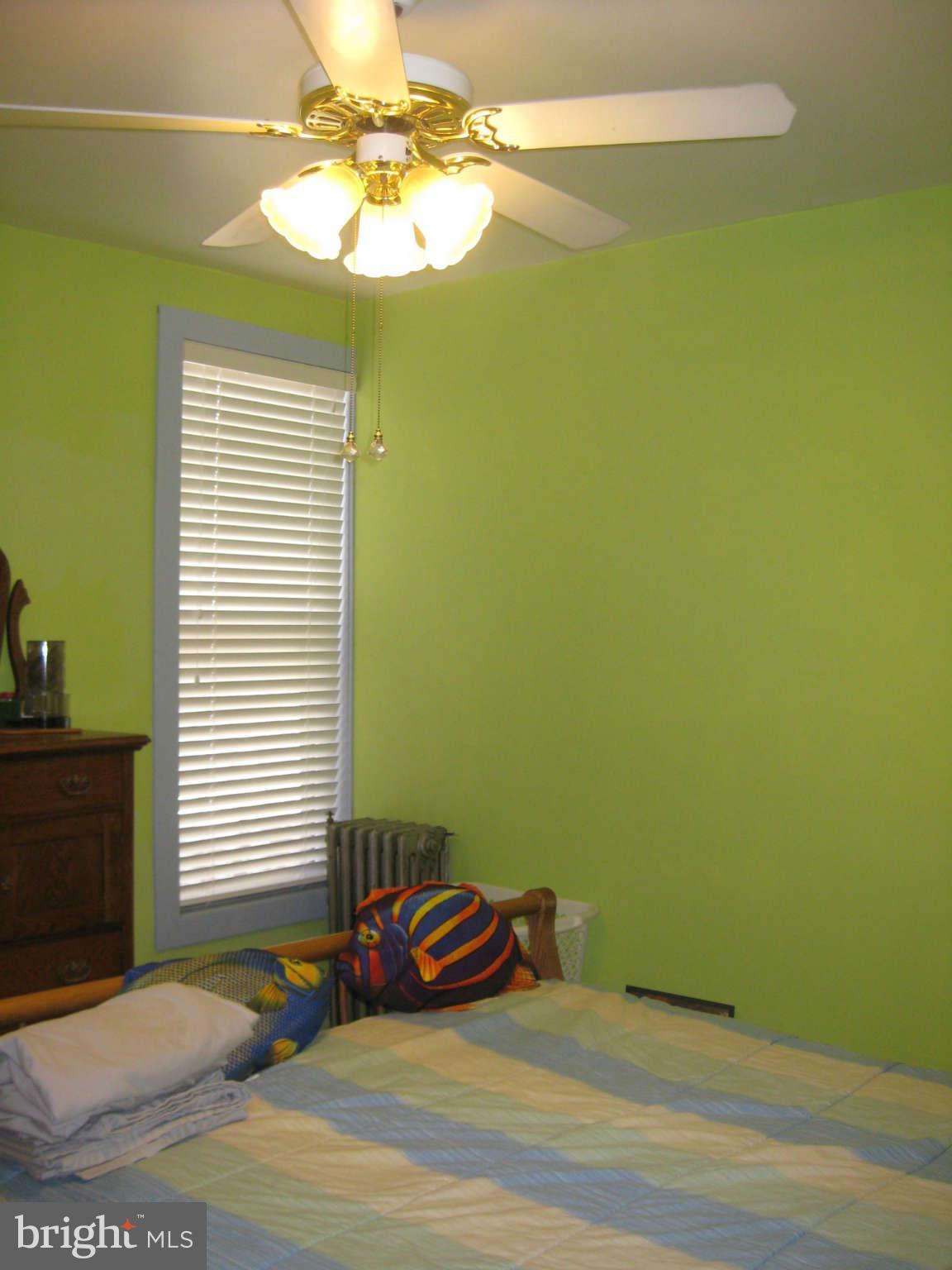 1506 Riverside Avenue Baltimore, MD 21230 - Photo 14 of 30 Bedroom