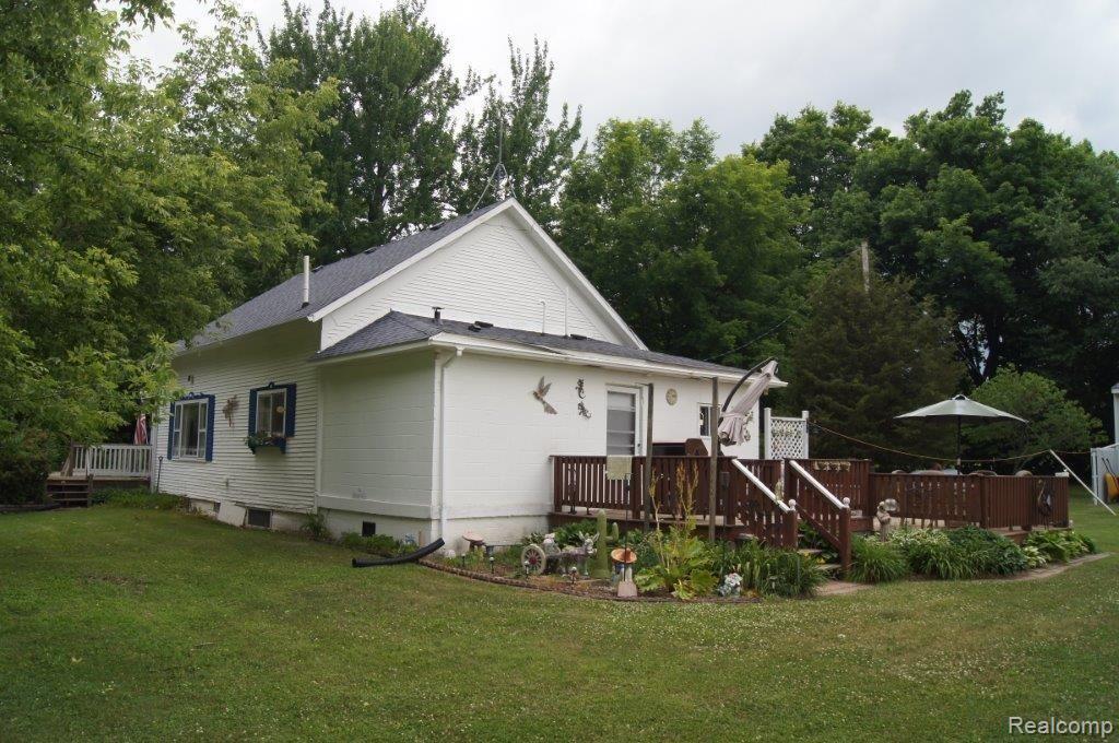 4634 Fish Lake Road North Branch, MI 48461 - Photo 20 of 26 DSC01619.jpg