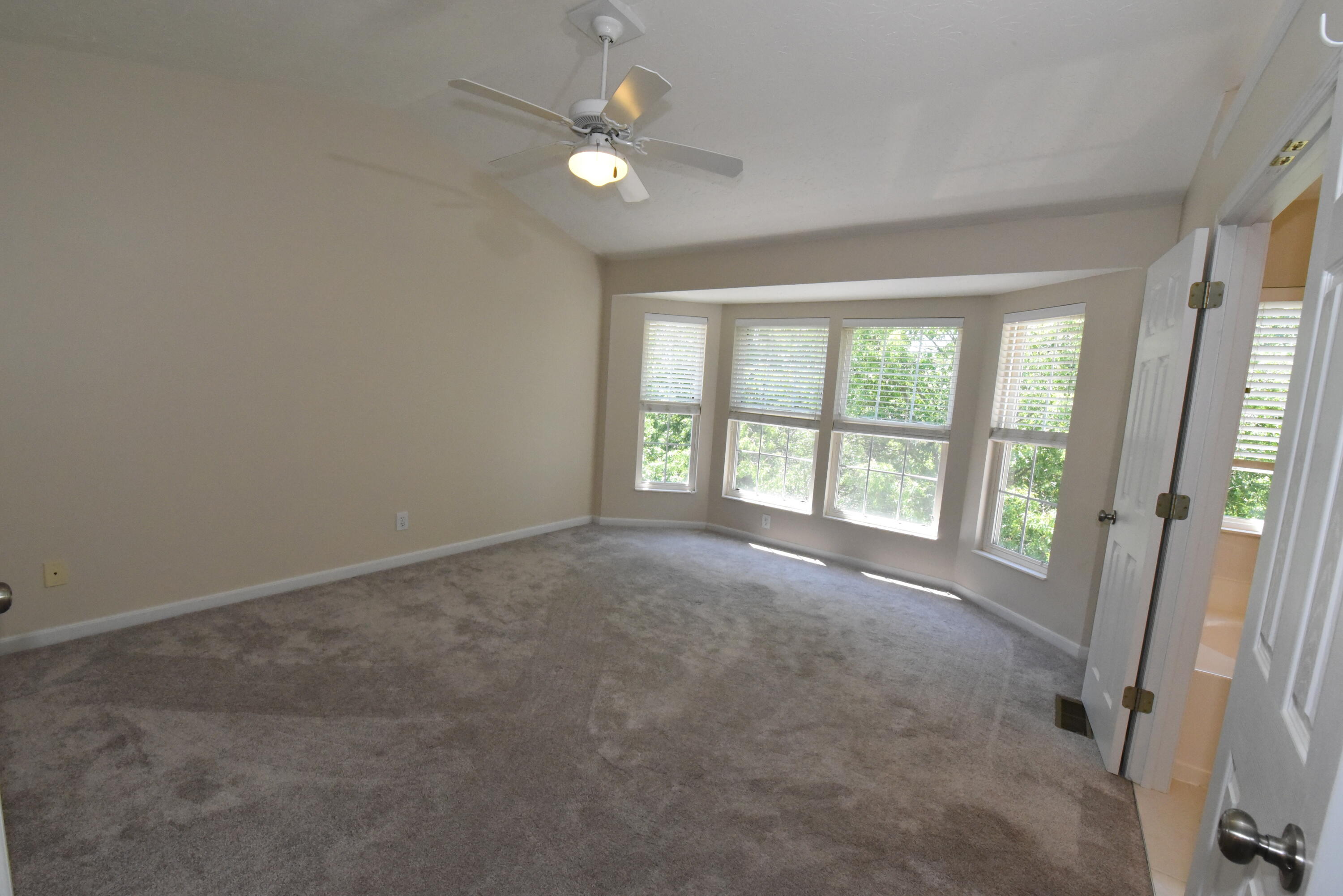 507 Shadow Ridge Drive Cold Spring, KY 41076 - Photo 11 of 24 Primary Bedroom w Adjacent Bathroom