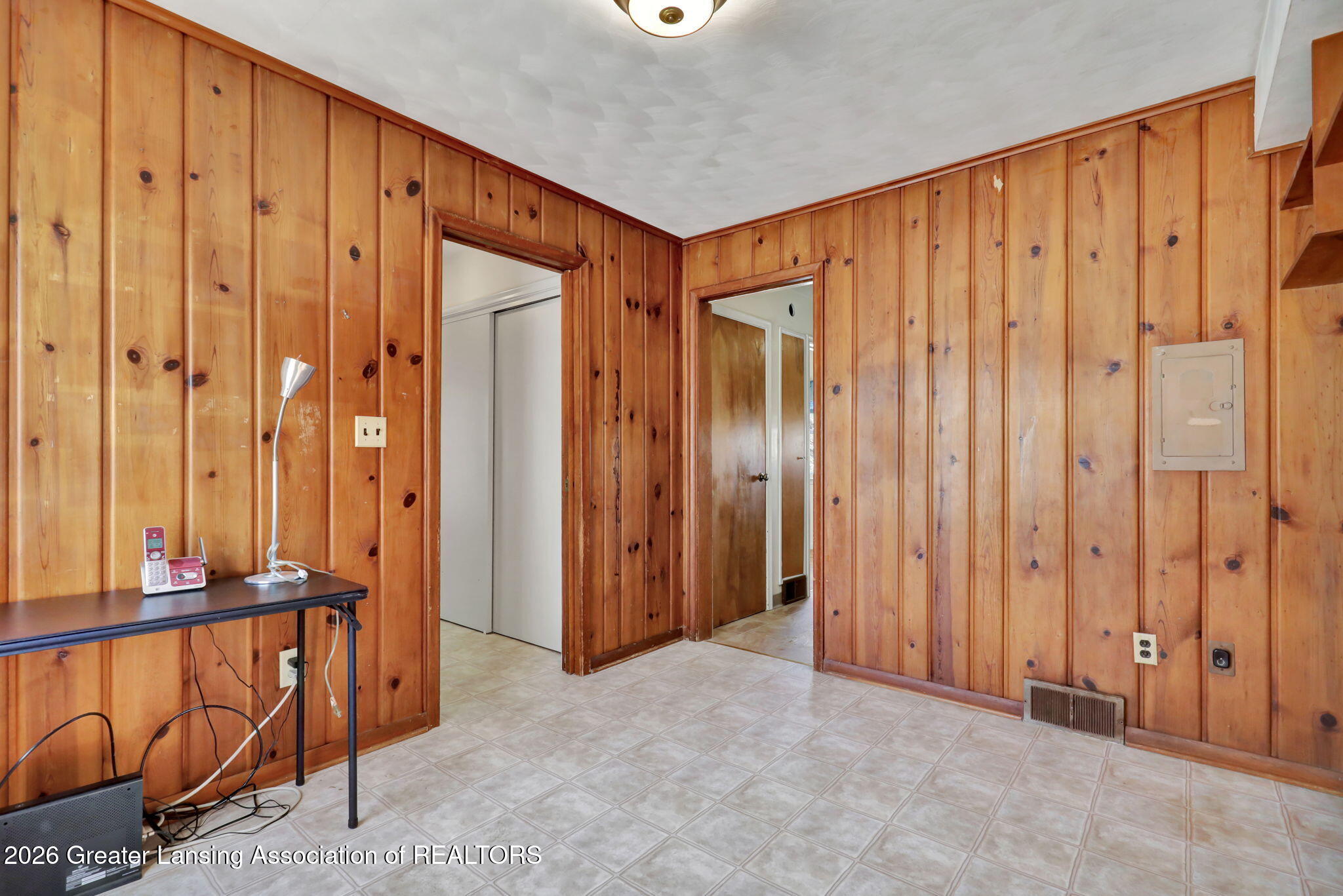 12293 West Greenfield Road Lansing, MI 48917 - Photo 18 of 38 8-web-or-mls-Open Ended Media-33
