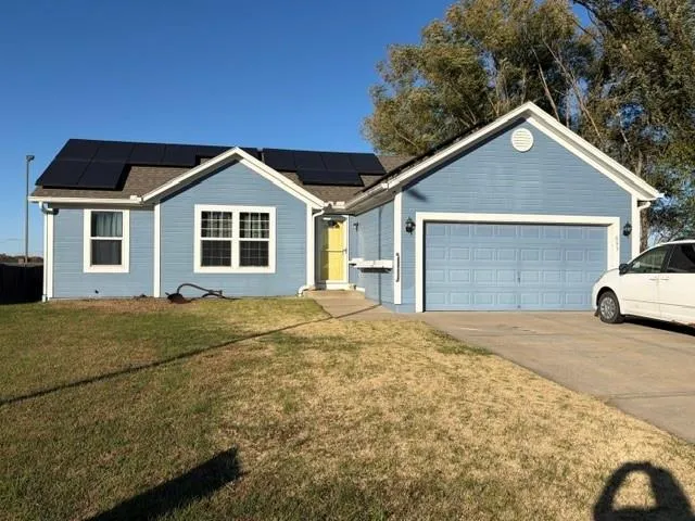 $354,900 | 605 West 3rd Terrace, Wellsville, KS 66092