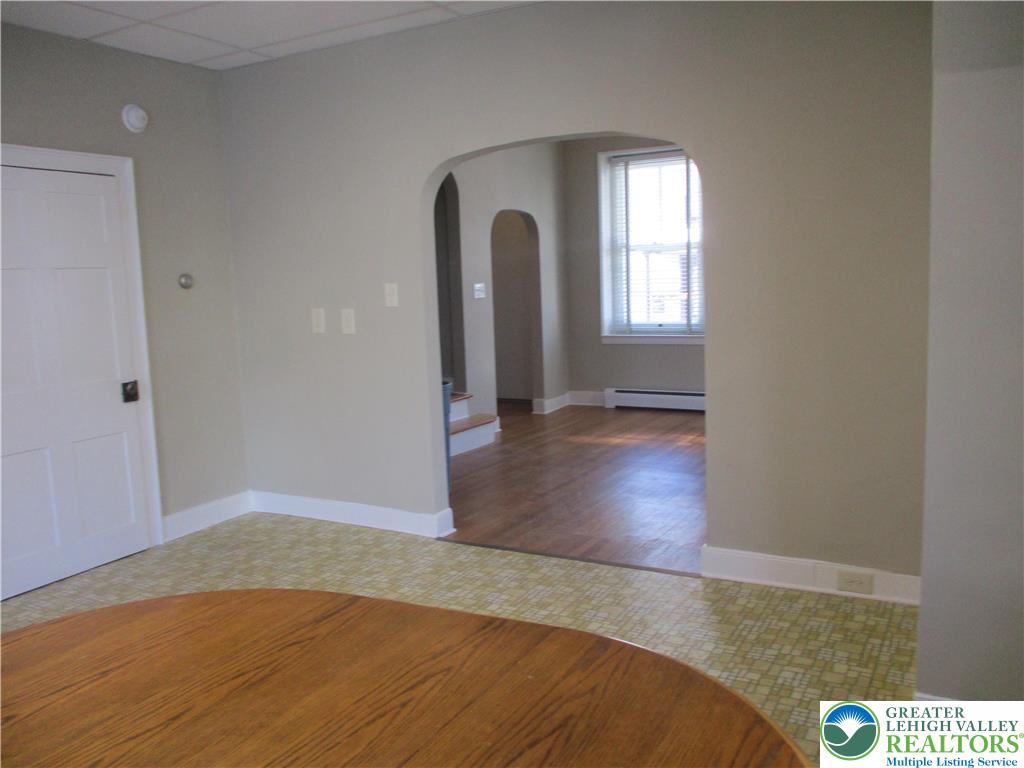 26 North Main Street Nazareth, PA 18064 - Photo 4 of 15