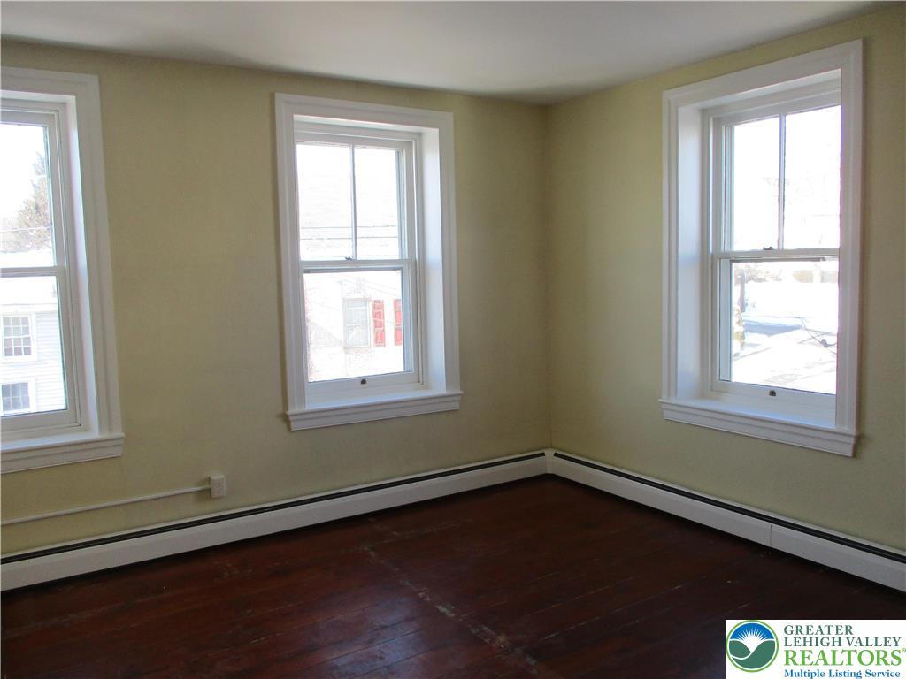 26 North Main Street Nazareth, PA 18064 - Photo 8 of 15