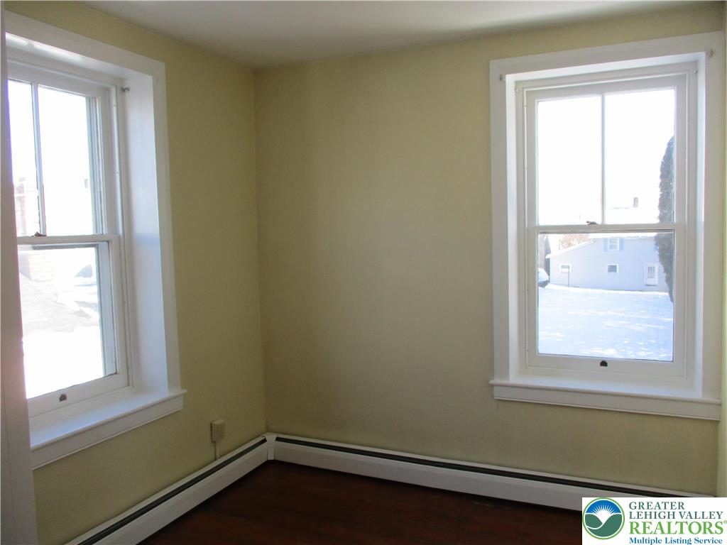 26 North Main Street Nazareth, PA 18064 - Photo 10 of 15