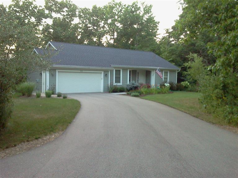 921 Hummingbird Lane Belding, MI 48809 - Photo 1 of 18 Primary Photo