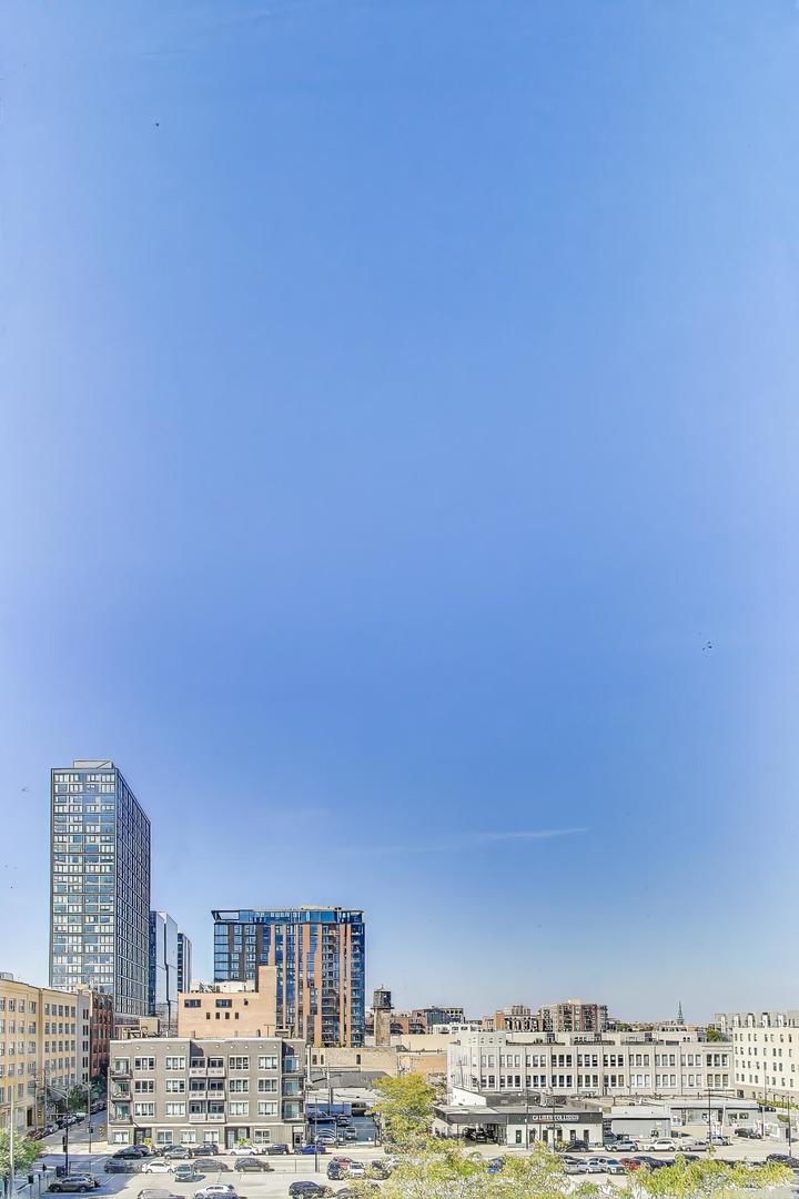 321 South Sangamon Street, Unit 605 Chicago, IL 60607 - Photo 20 of 36 a view of city