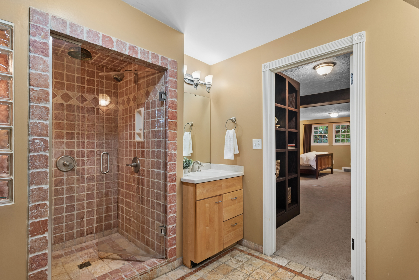 28W670 Batavia Road Warrenville, IL 60555 - Photo 25 of 46 Gallery Image 25