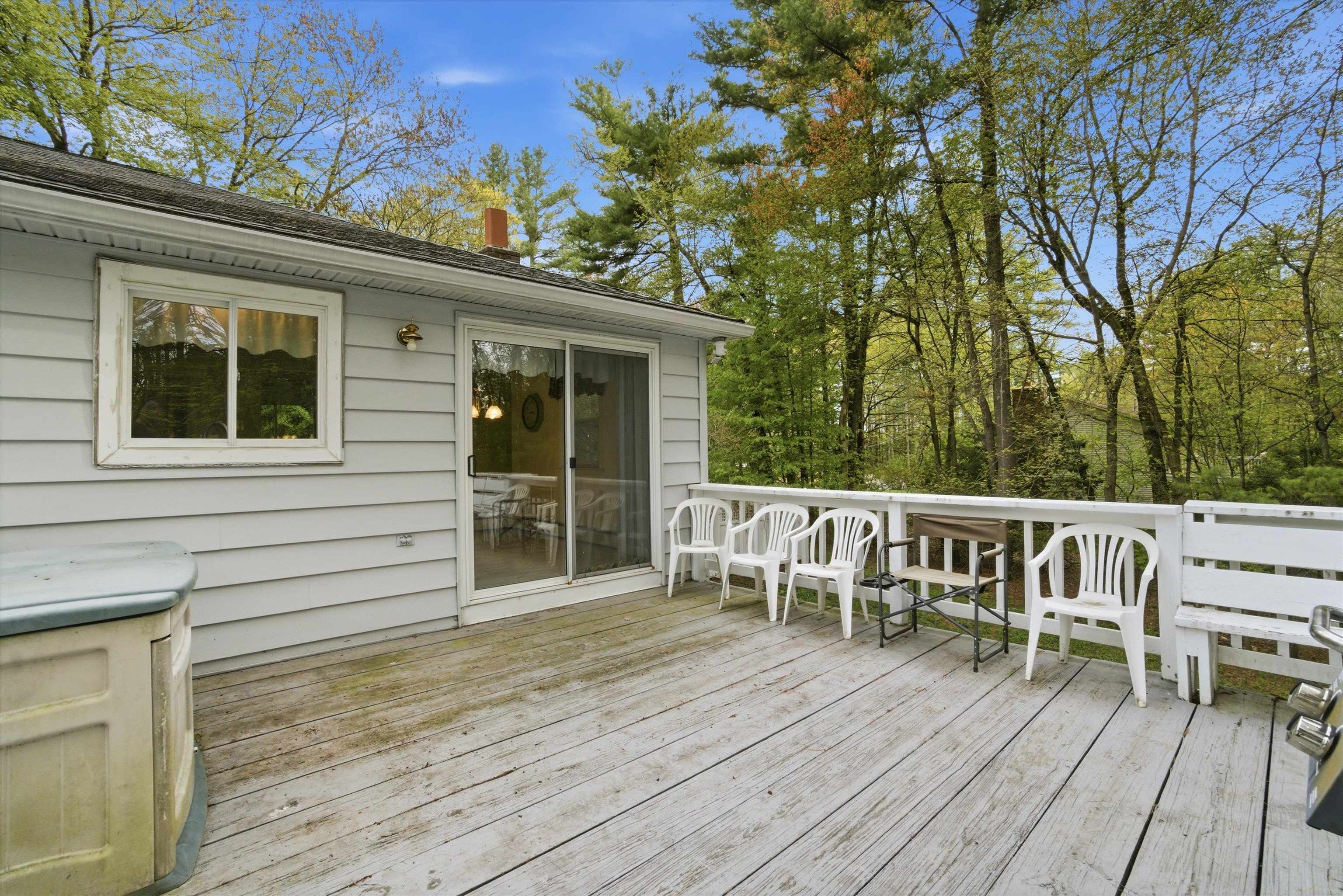4 Timothy Lane Hudson, NH 03051 - Photo 39 of 53