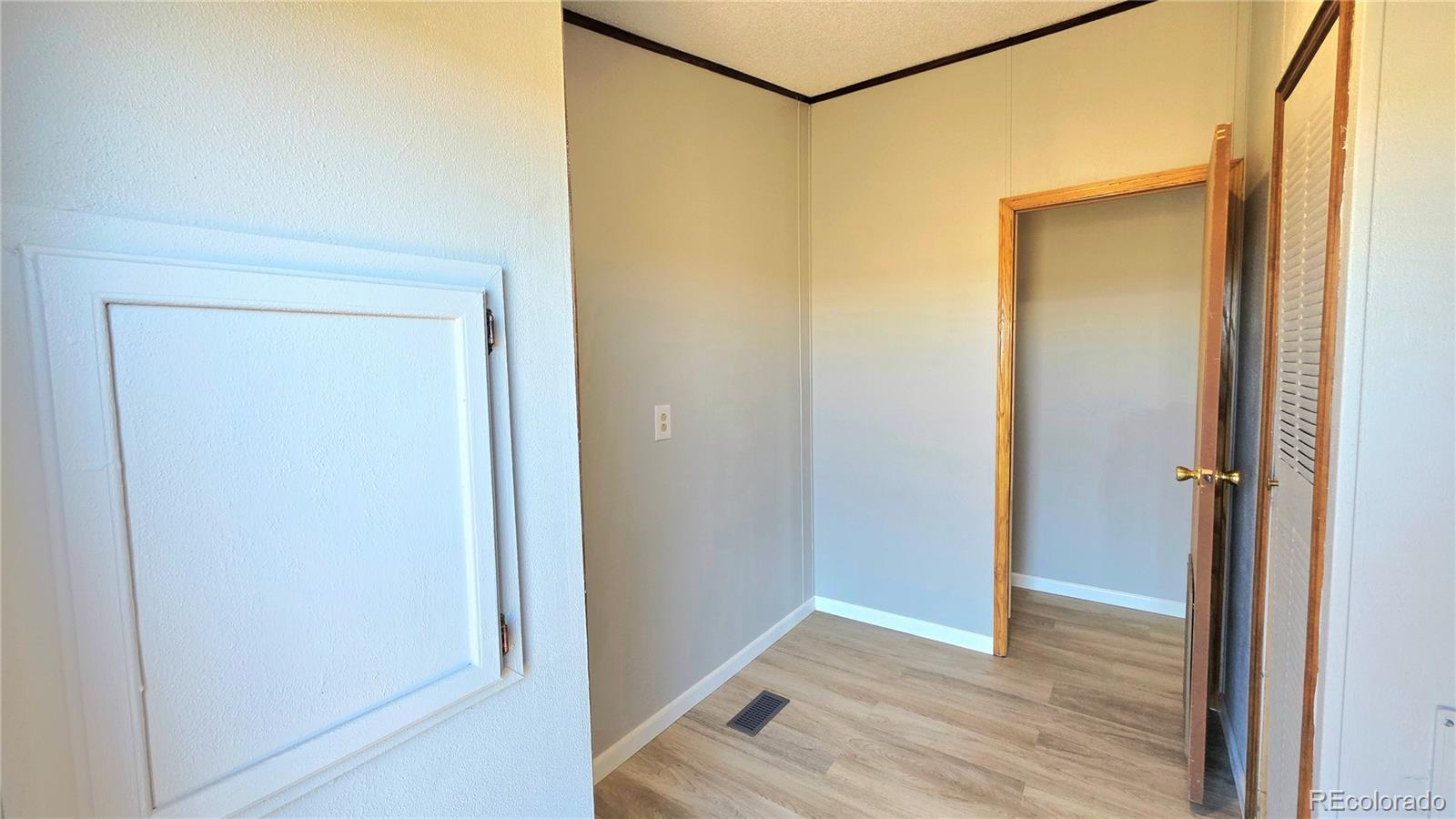10754 County Road Olney Springs, CO 81062 - Photo 30 of 49 a view of an empty room
