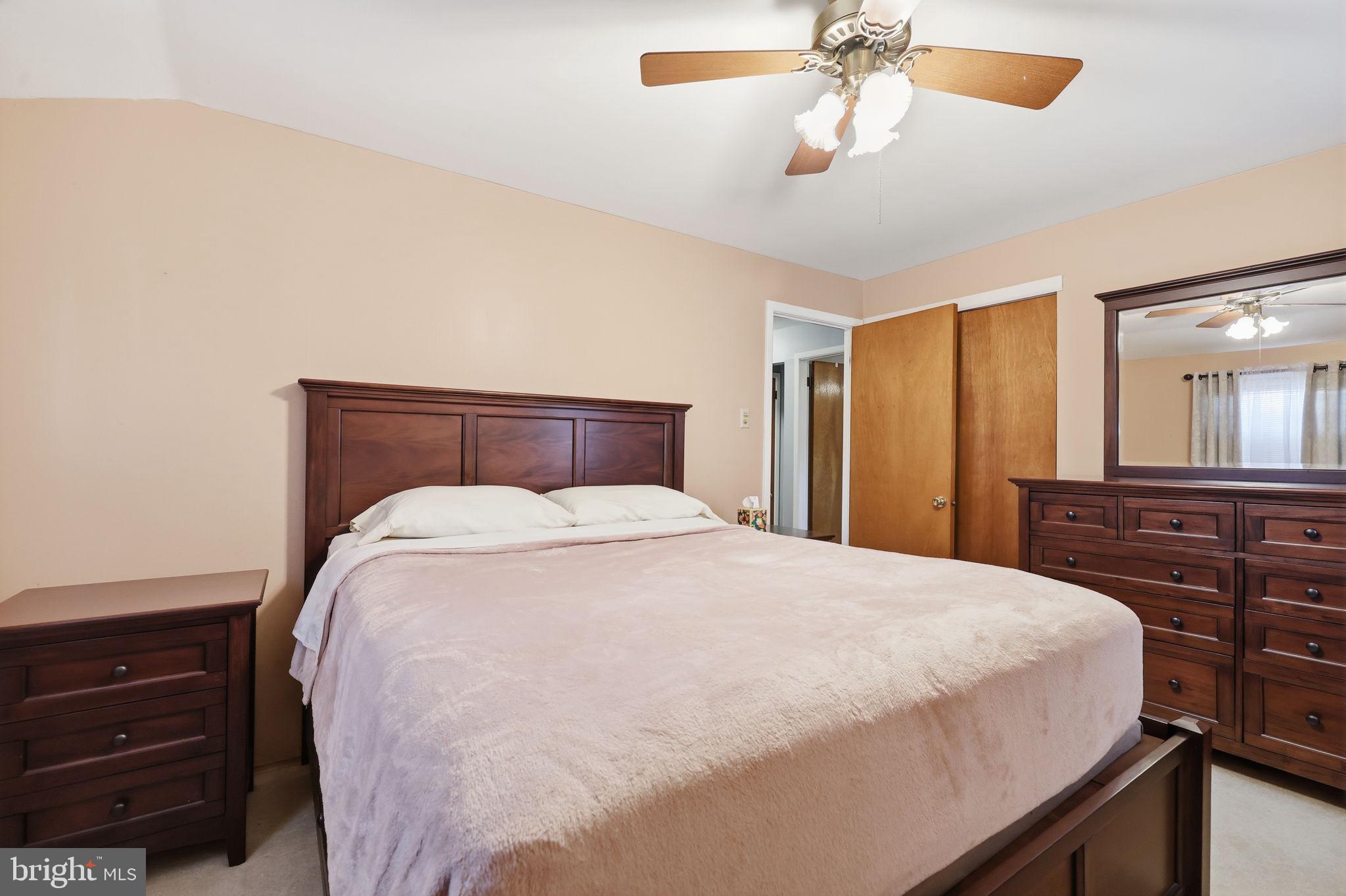 1320 Nevarc Road Warminster, PA 18974 - Photo 17 of 34