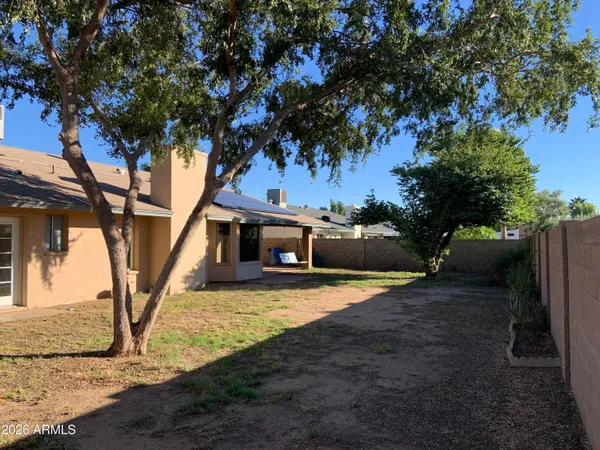 $2,300 | 17634 North 2nd Street, Phoenix, AZ 85022