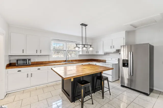 $225,000 | 118 Park Street, Easley, SC 29640